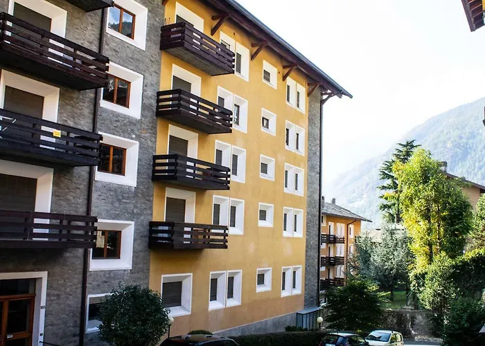 Trilocale In Centro A Chiesa Valmalenco