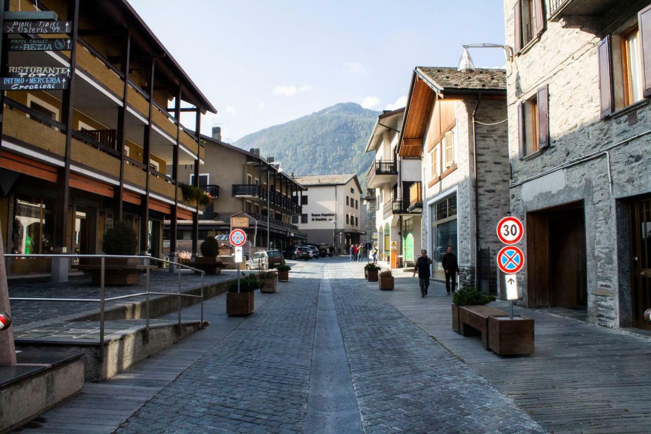 Trilocale In Centro A Chiesa Valmalenco * Chiesa in Valmalenco